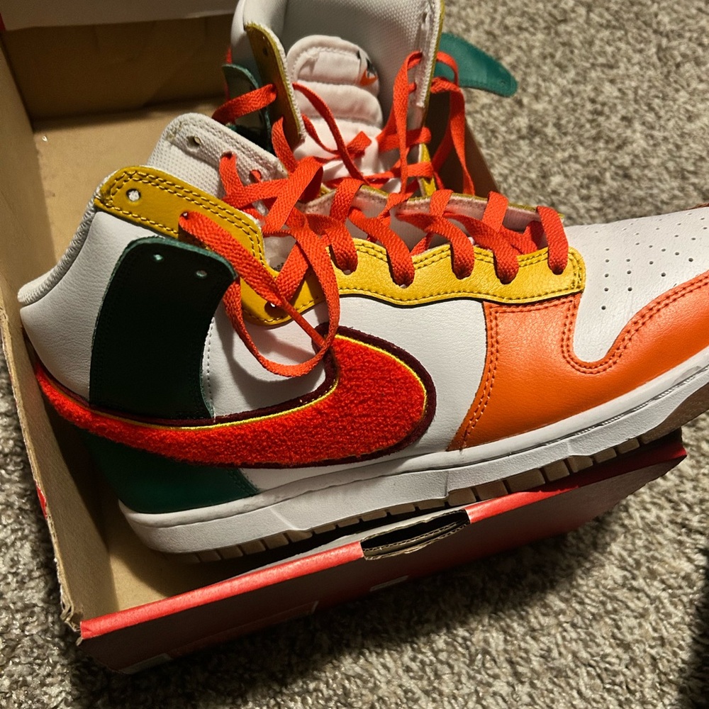 Nike Multicolor High-Top Sneakers